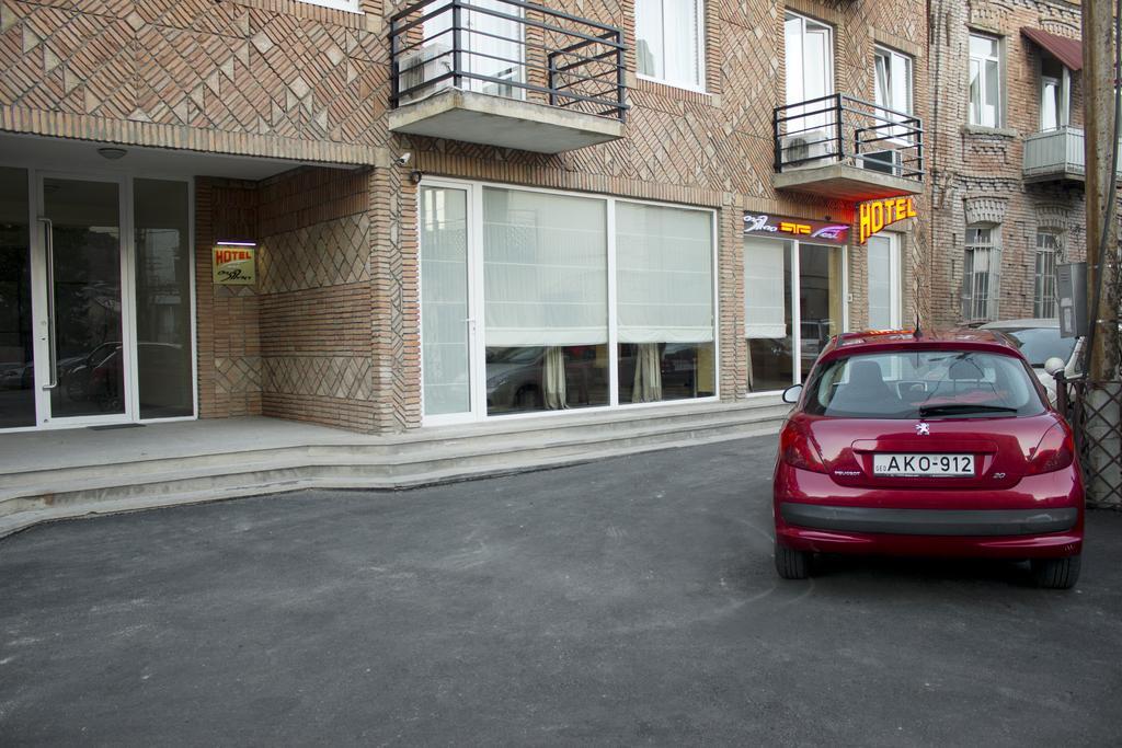 Hotel Feri Tiflis Exterior foto