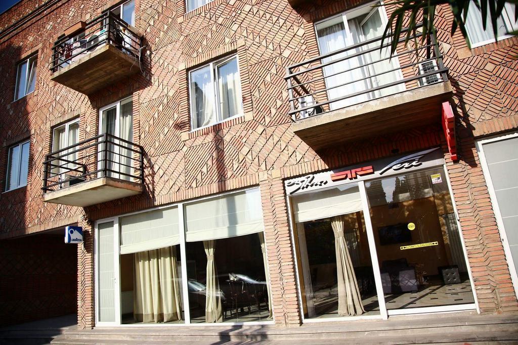 Hotel Feri Tiflis Exterior foto